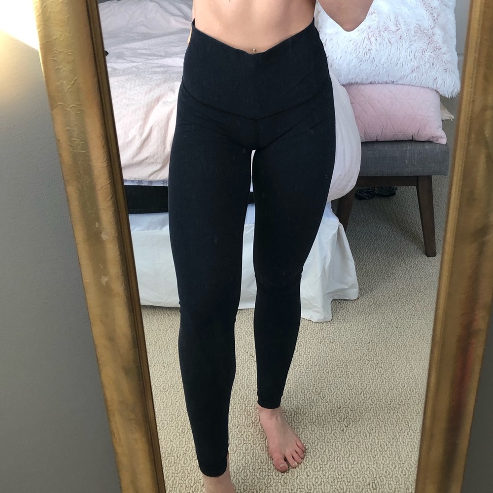 *SOLD* Lululemon cotton Wunder Unders